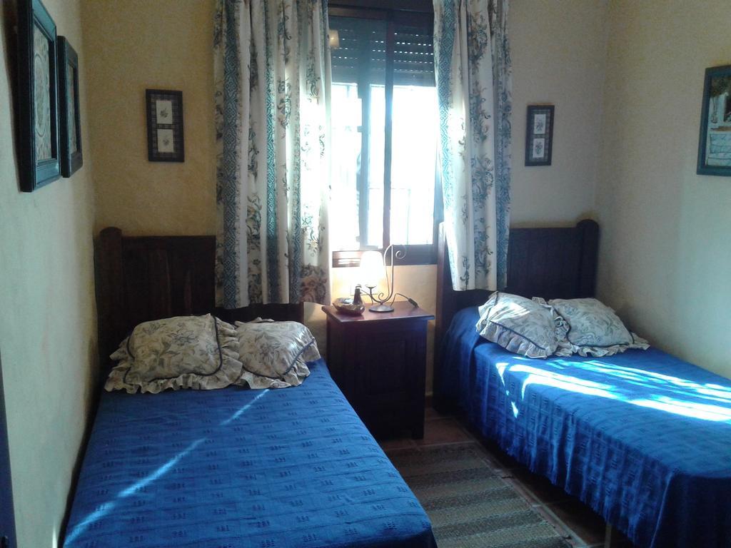 El Matorral Chalet مْبيخير ذي لا فرونتيرا الغرفة الصورة